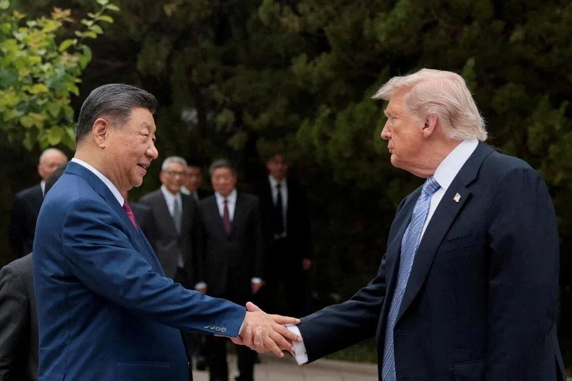 特朗普近期在公开场合淡化了关于AI风险的警告,并指出美国应重