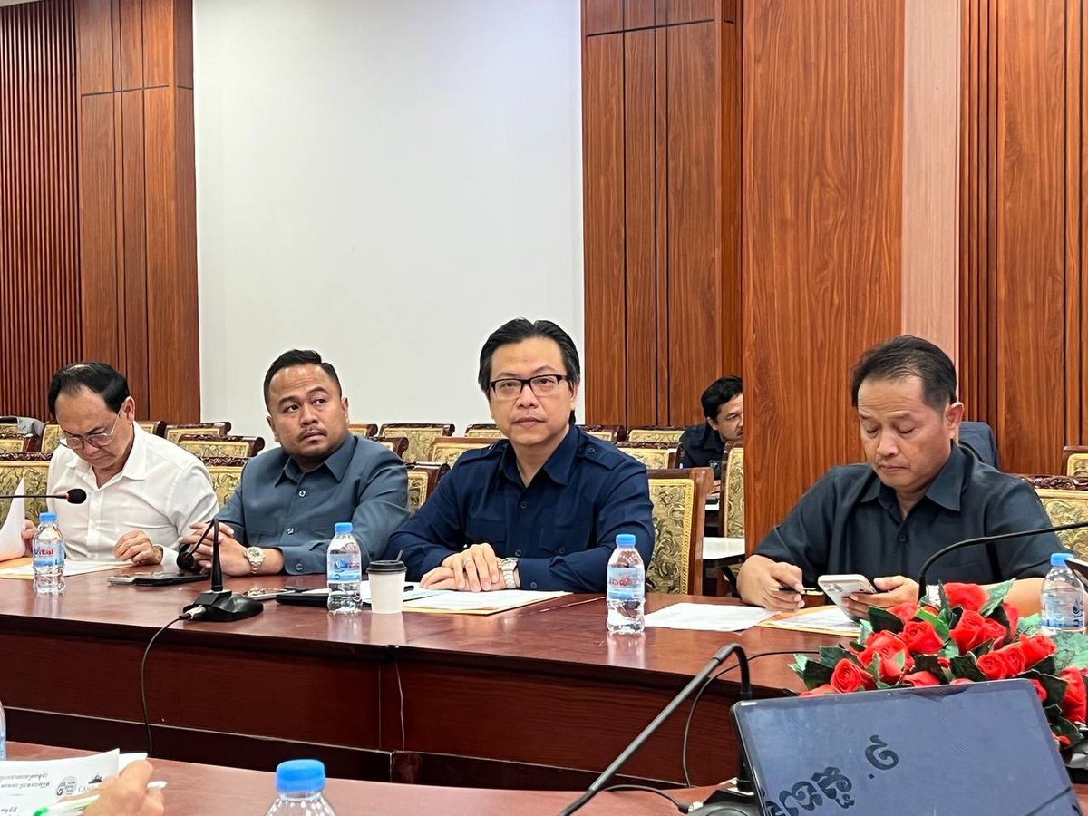 旅游部联合暹粒省政府举办“吴哥骑行观光”活动,主题为“体育与