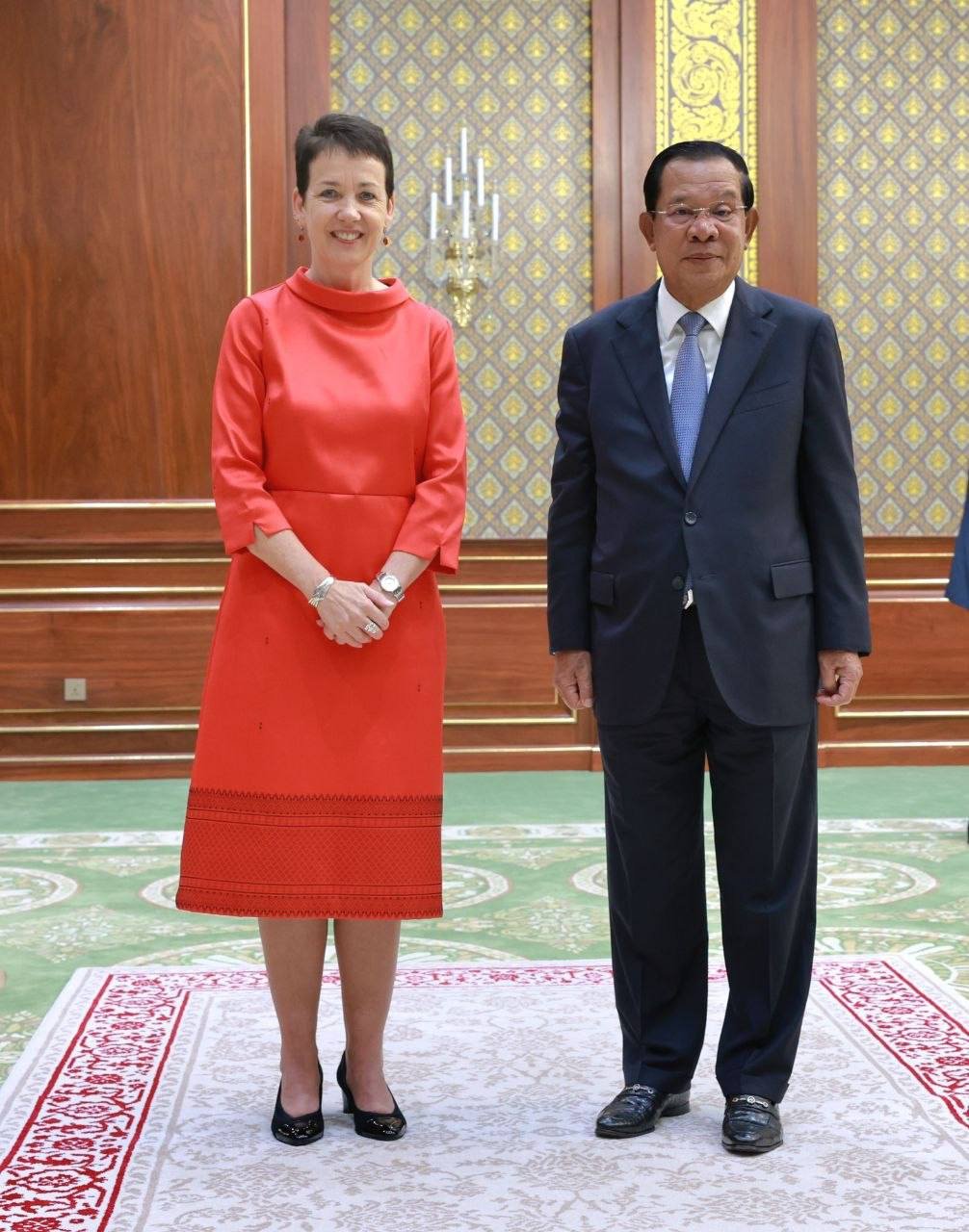 洪森亲王会见德国新任大使 推动双边外交