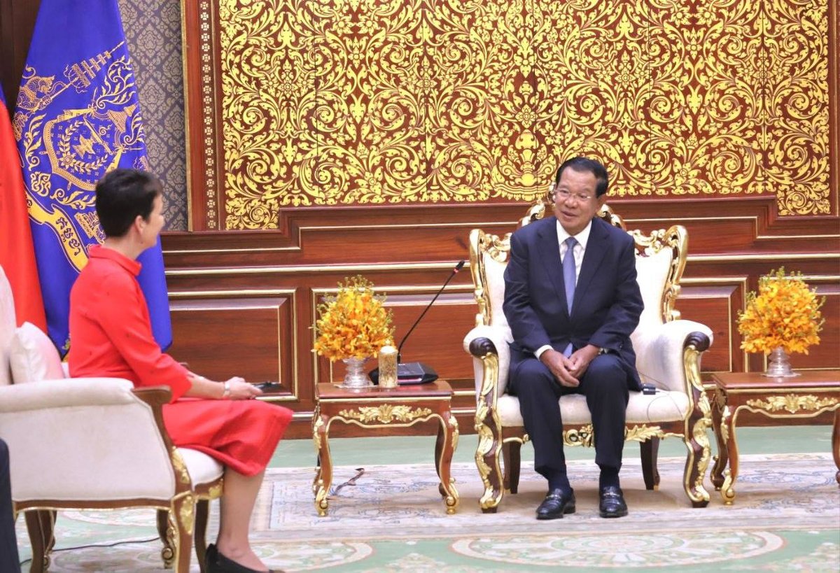 洪森亲王会见德国新任大使 推动双边外交