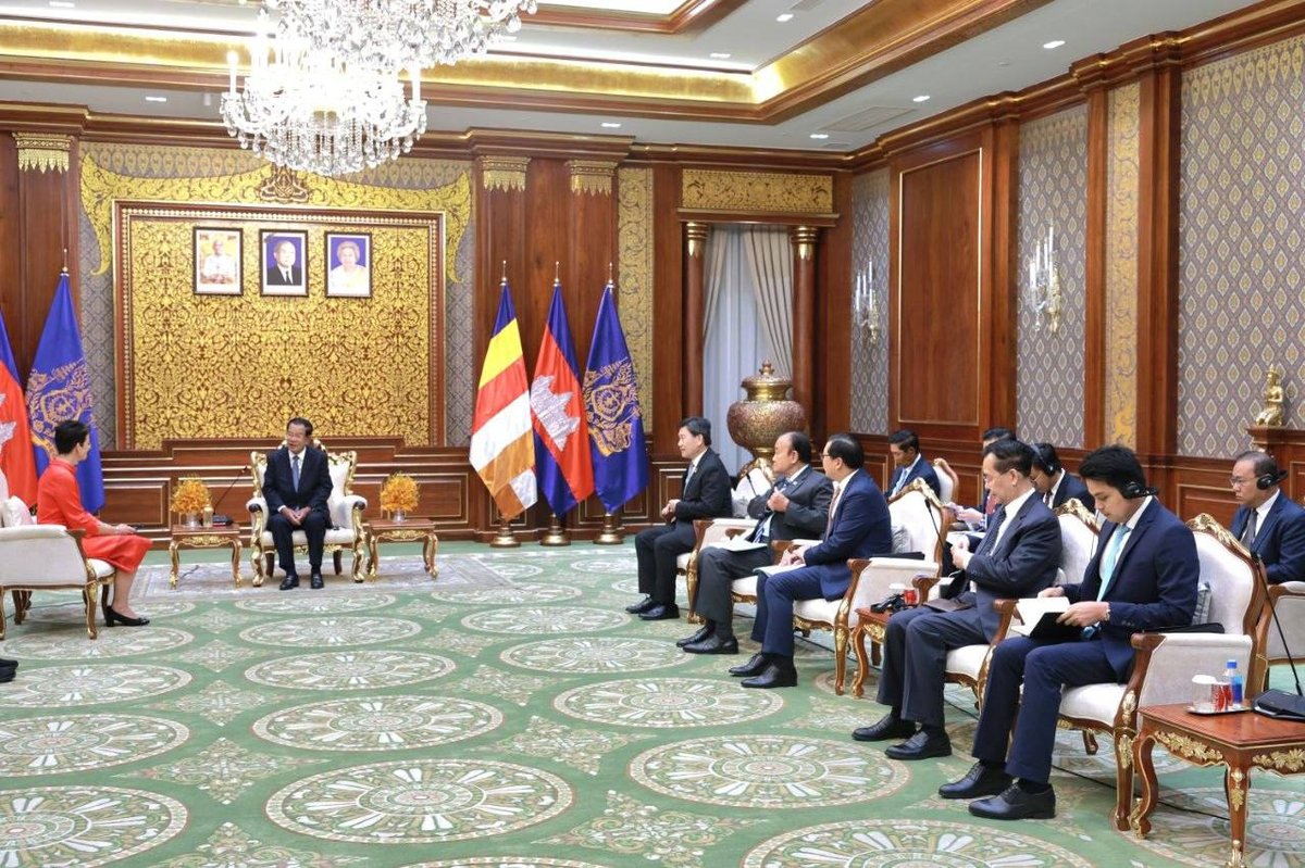 洪森亲王会见德国新任大使 推动双边外交
