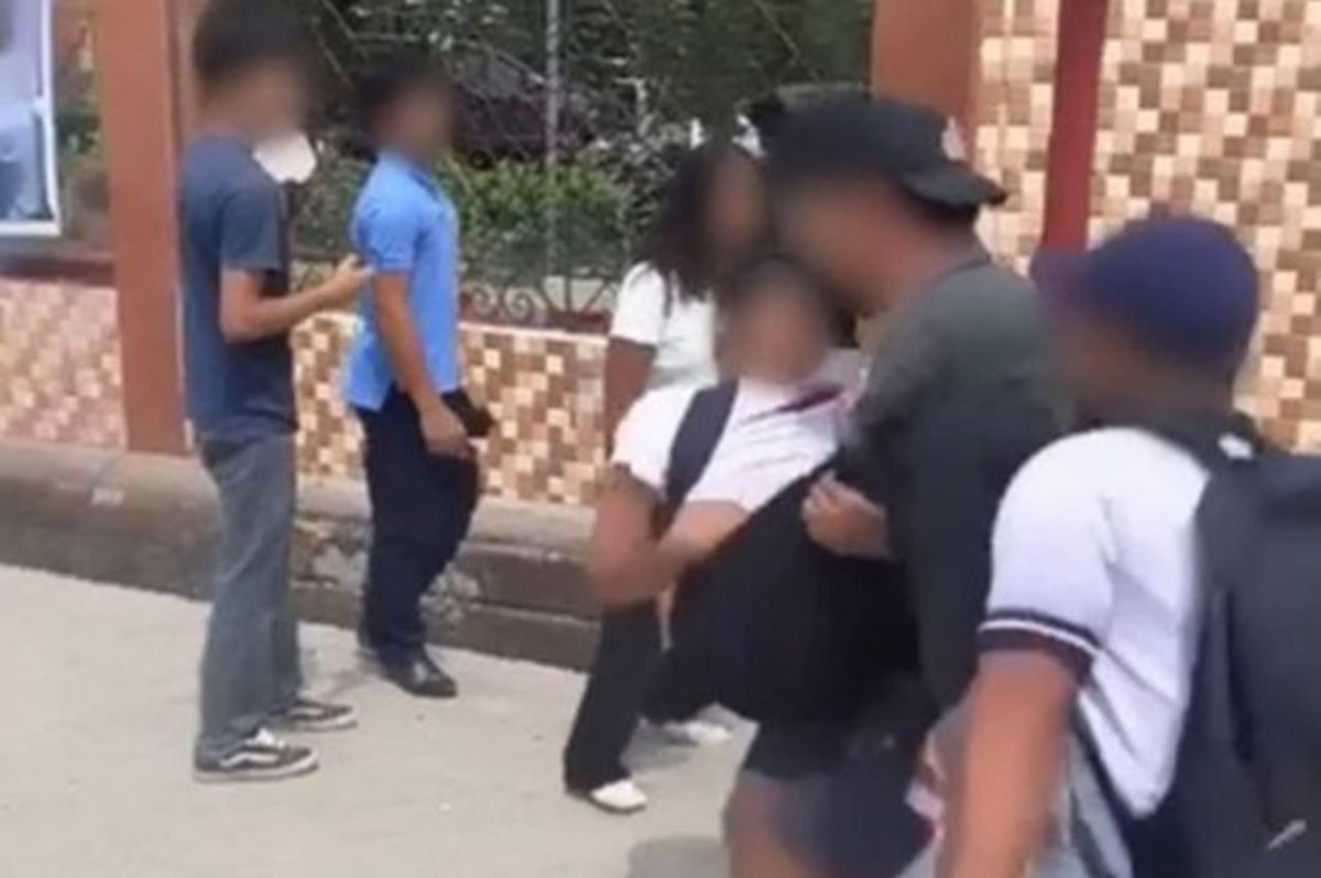 菲律宾发生校园枪击事件 多人不幸遇难