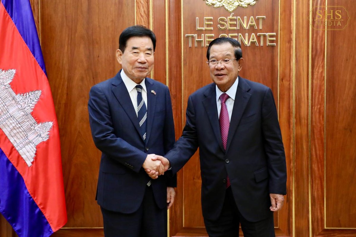 洪森会见韩国前国会议长金振杓 探讨双边友好关系
