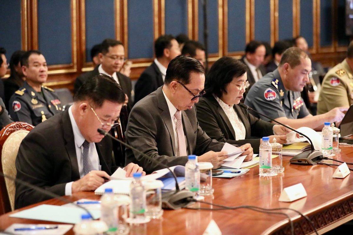 柬埔寨外交部部长主持第七次法语国家委员会会议，讨论加强与法语