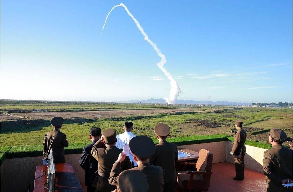 朝鲜展示新型武器 导弹试射后局势引发关注