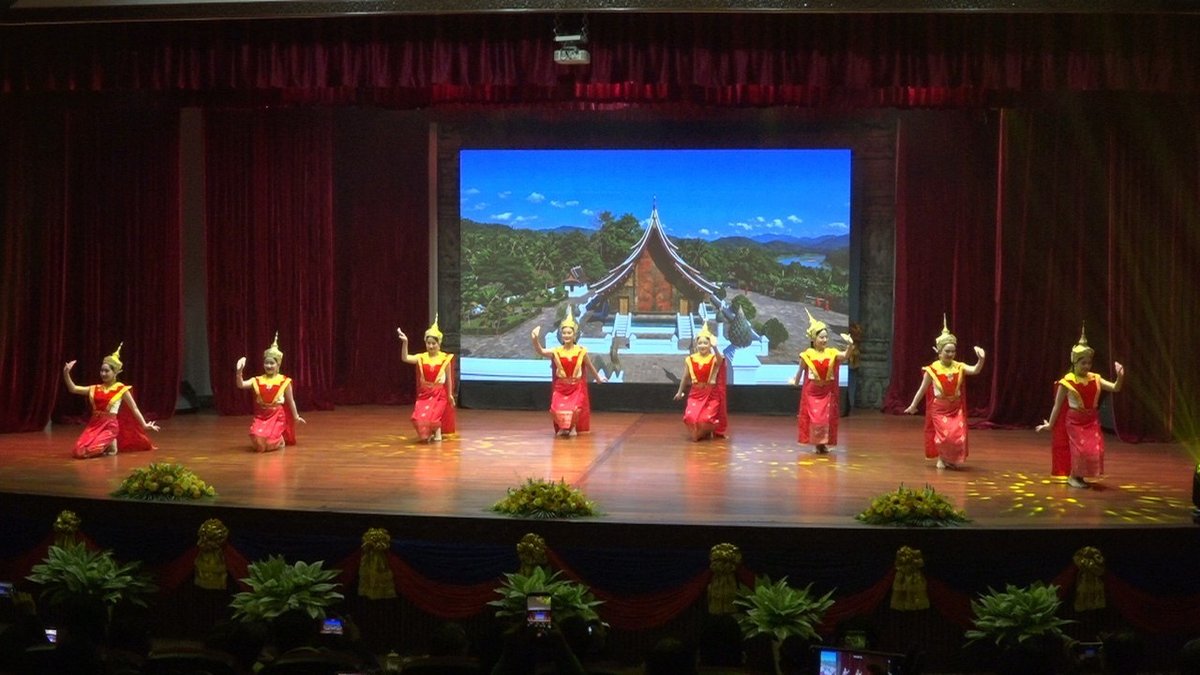 为庆祝柬老建交70周年,老挝文化日活动在柬埔寨正式开幕