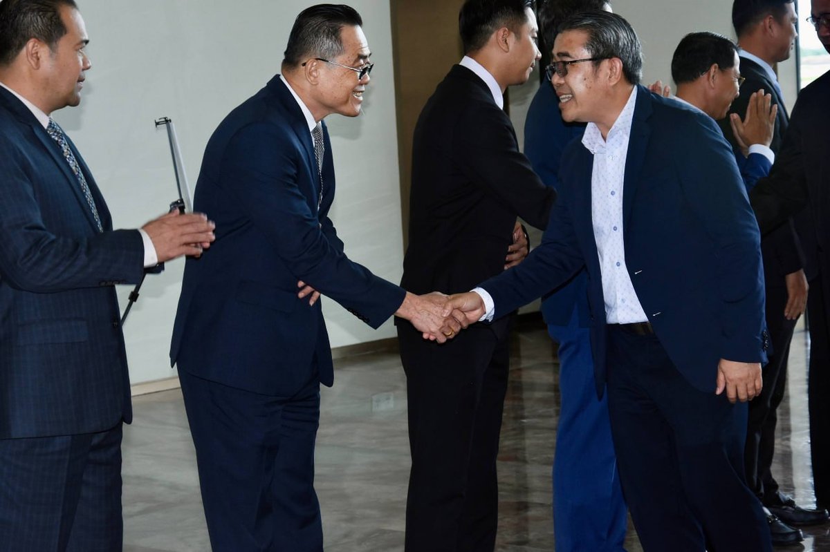 老挝代表团抵金边参加反诈会议 联合打击跨境网络诈骗