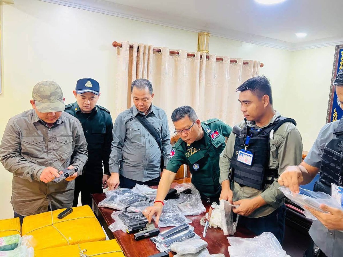 西港警方抓获7名中国籍嫌疑人 缴获近1吨毒品