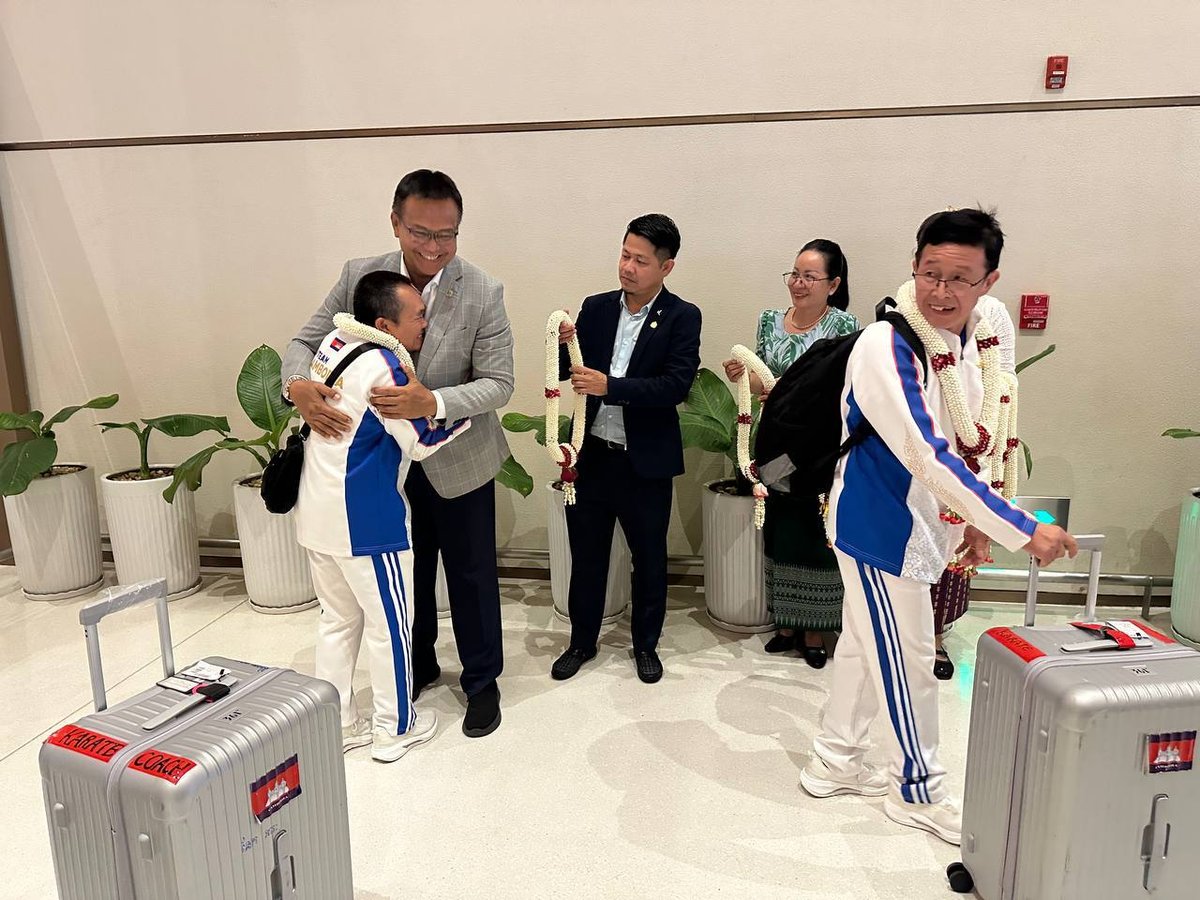 柬埔寨空手道代表团结束在日本的亚洲赛事，选手Van Char