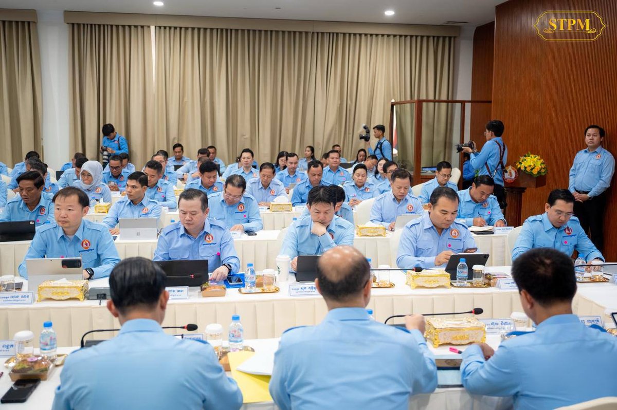 洪玛奈于9月26日主持人民党青年工作会议,总结上半年工作并部