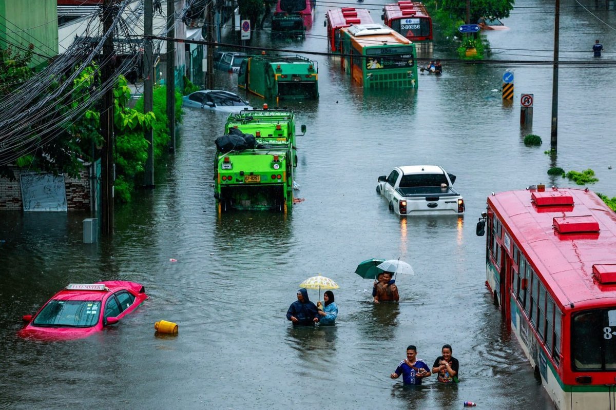 曼谷暴雨成灾被列为灾区 建议减少外出