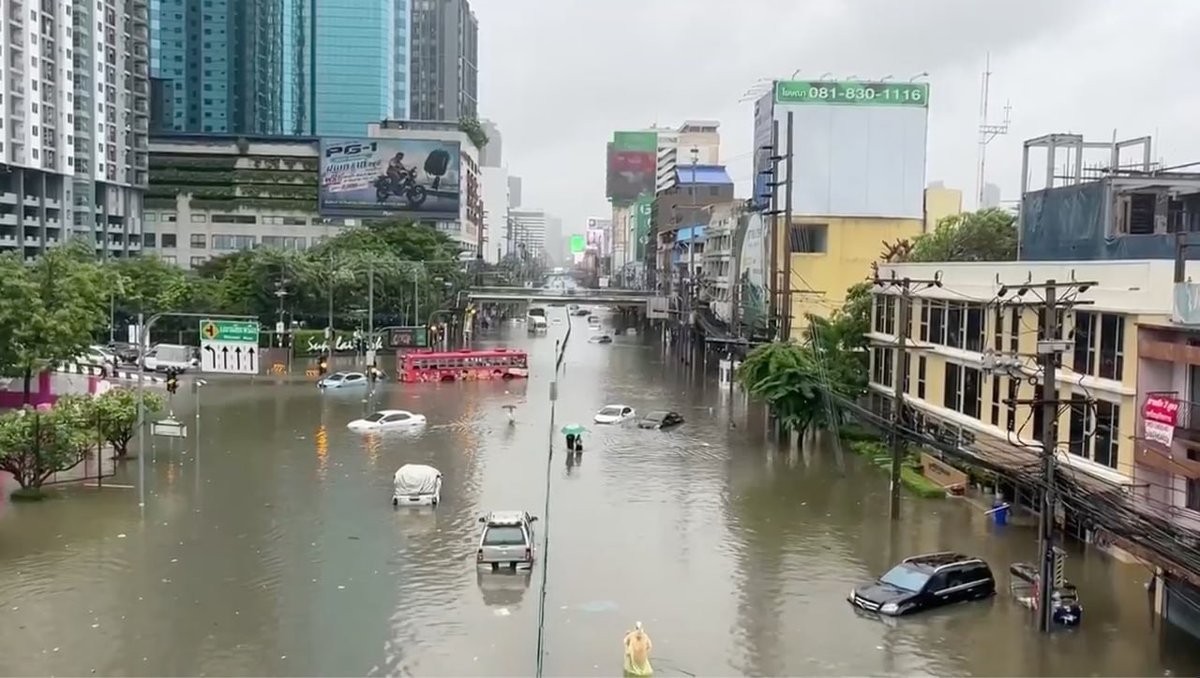 曼谷暴雨成灾被列为灾区 建议减少外出