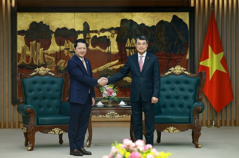 柬埔寨监察部部长会晤越南总理 强调双边关系