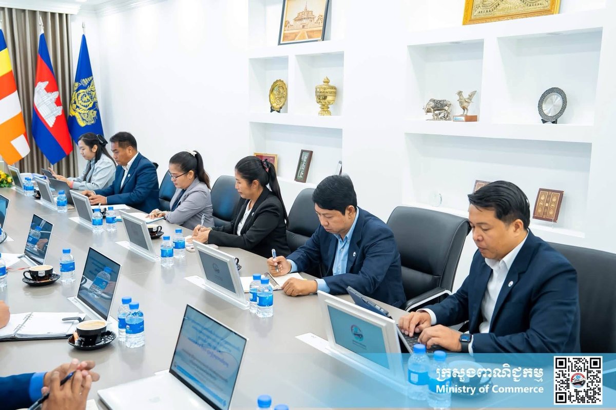 柬埔寨商务部召开上半年工作总结会议 部署下半年计划