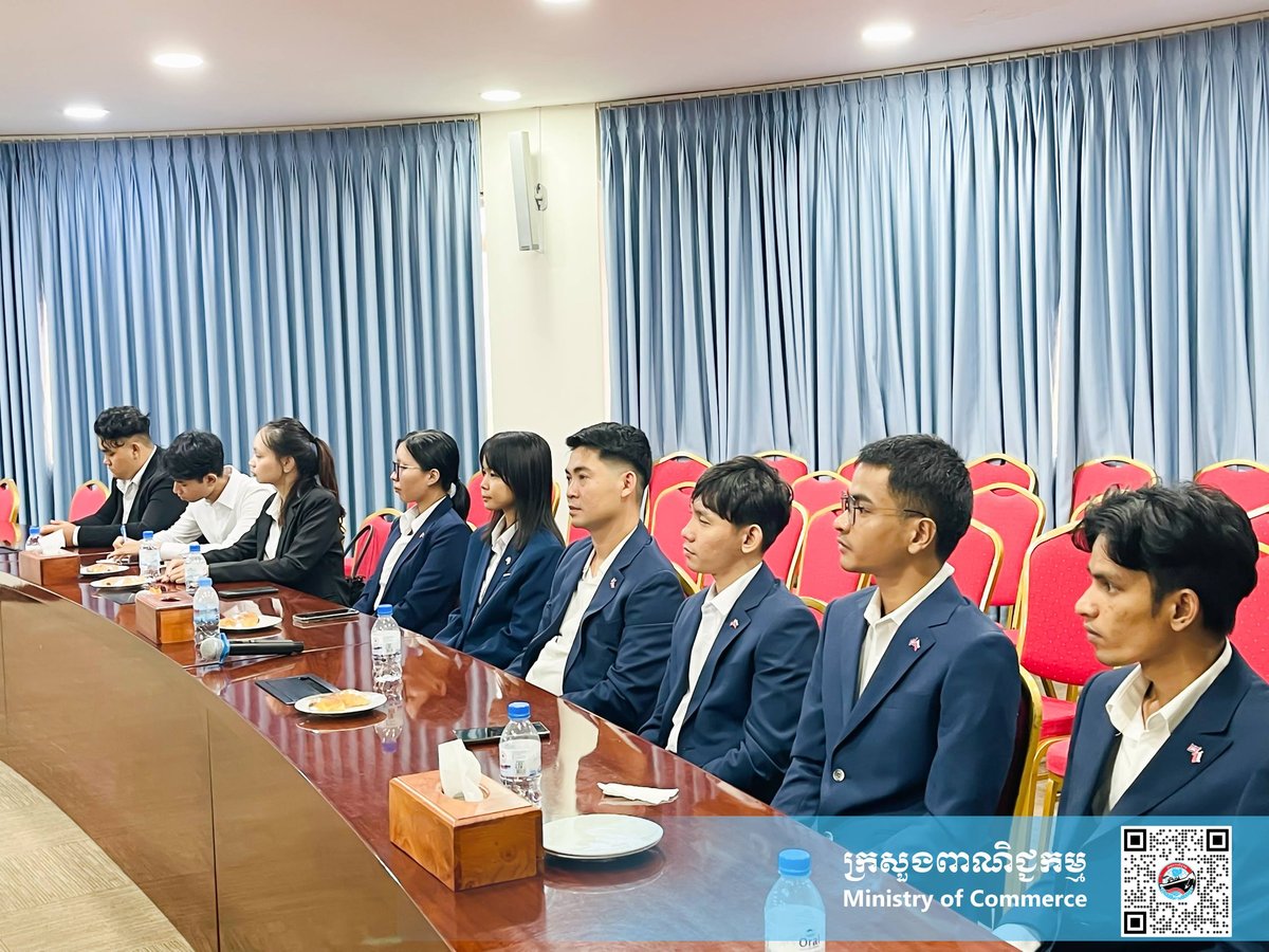 商务部官员会见青年代表 鼓励参与国际交流