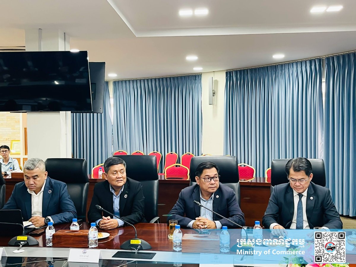 商务部官员会见青年代表 鼓励参与国际交流
