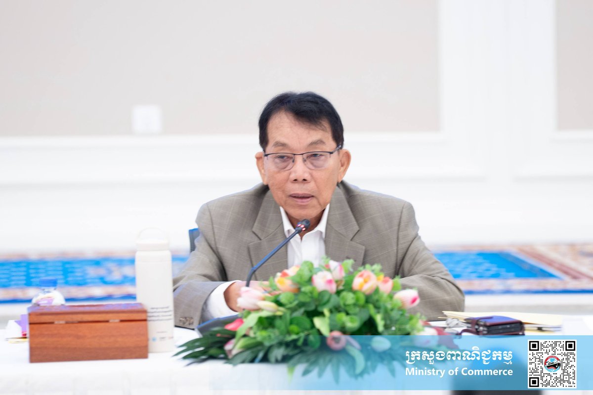 商务部常务国务秘书主持周会协调工作