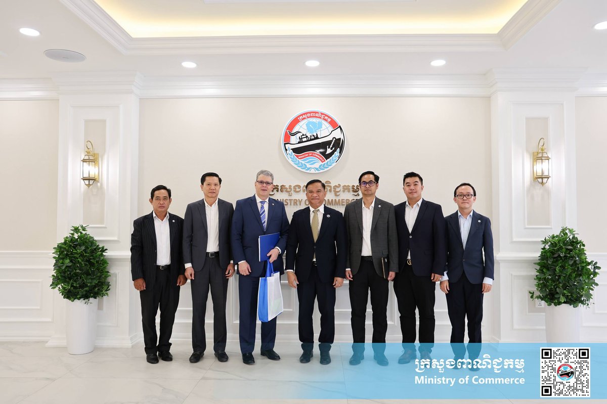 柬埔寨商务部会见乌拉圭大使 探讨加强双边贸易合作