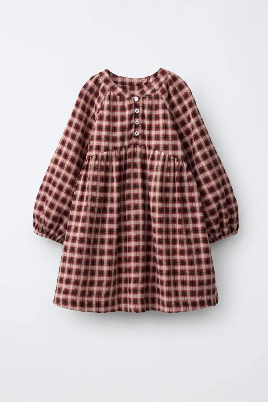 Zara多款服饰促销 价格11.9万瑞尔起