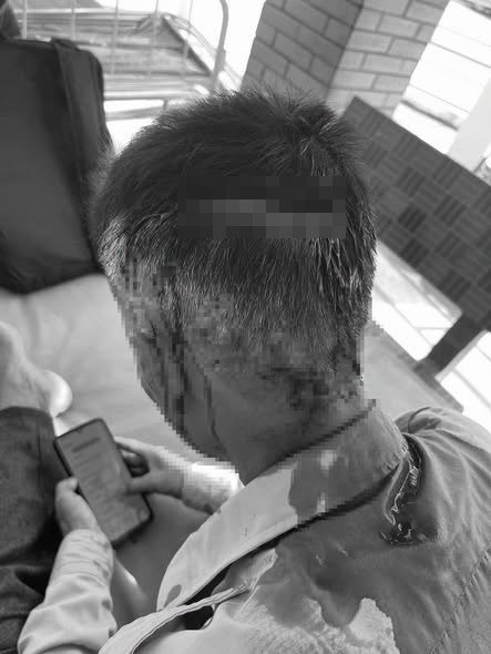 金边寺庙发生持刀伤人事件 嫌疑人疑似精神异常