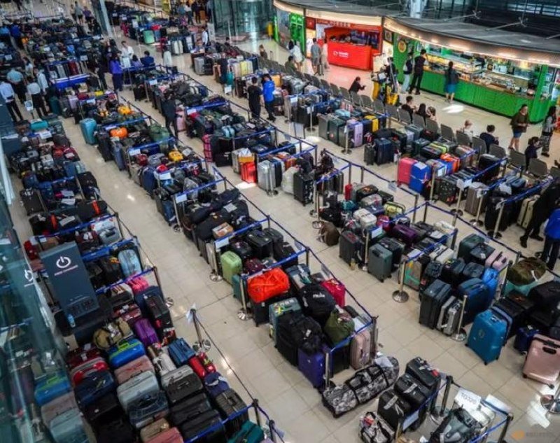 泰国航空受洪水影响调整航班 曼谷降雨持续