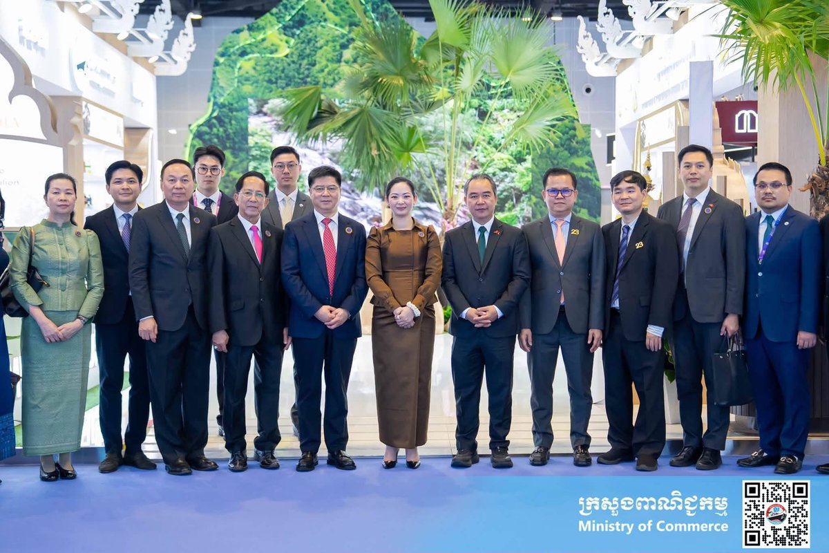 柬埔寨商务部部长出席第23届中国-东盟博览会,并主持柬埔寨国
