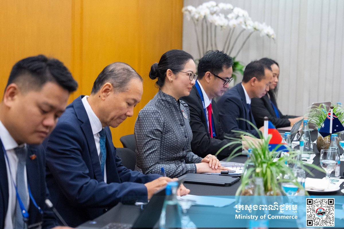 柬埔寨商务部与澳大利亚探讨加强双边经贸合作