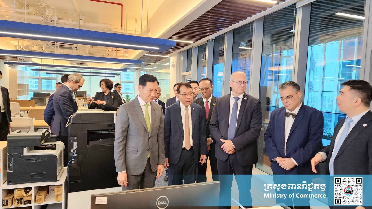 TotalEnergies在金边举行新总部启用仪式,柬埔寨商