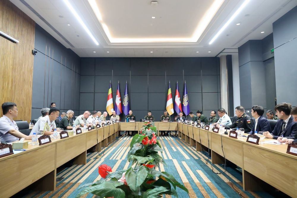 柬埔寨政府就一架泰国皇家空军直升机未经授权进入柬埔寨领土提出