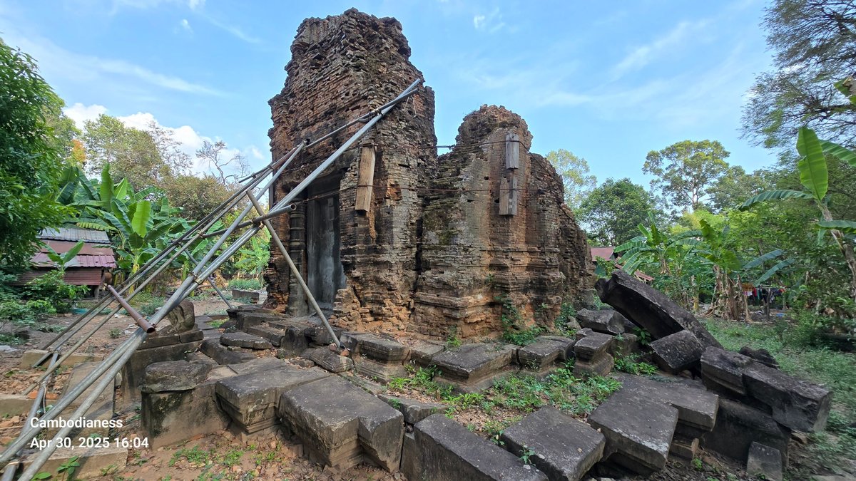巴孔寺卫星塔历史探秘 9世纪高棉建筑细节