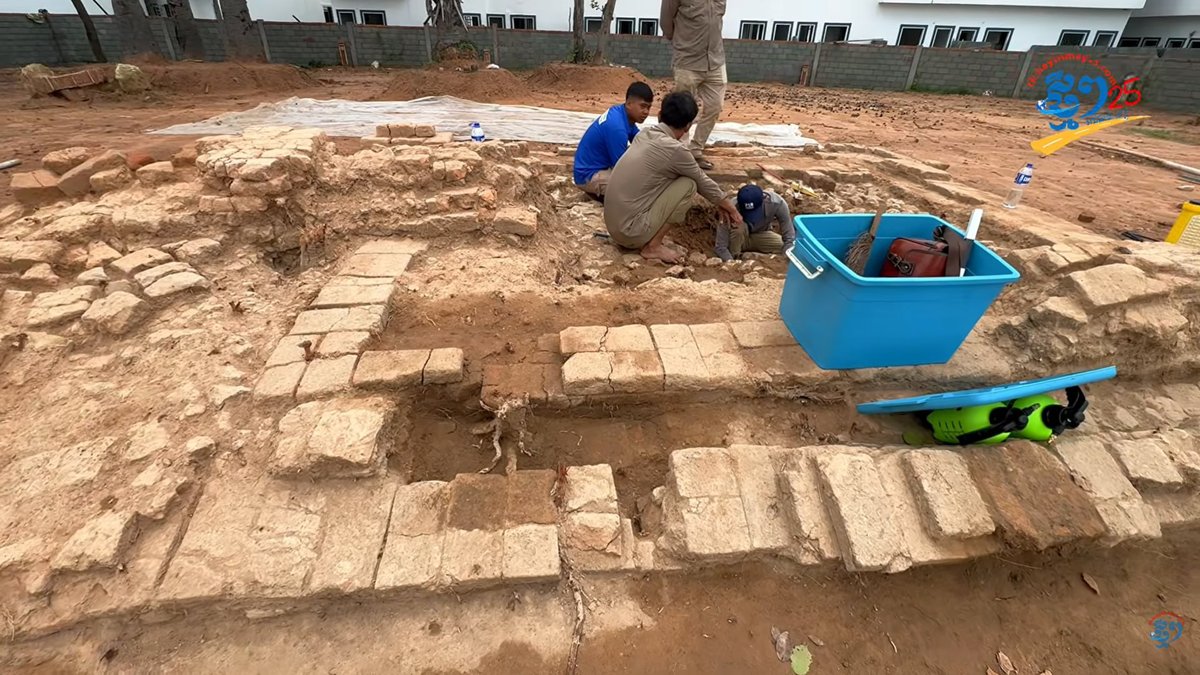 金边郊区发现古庙遗址 文化部拟建露天博物馆