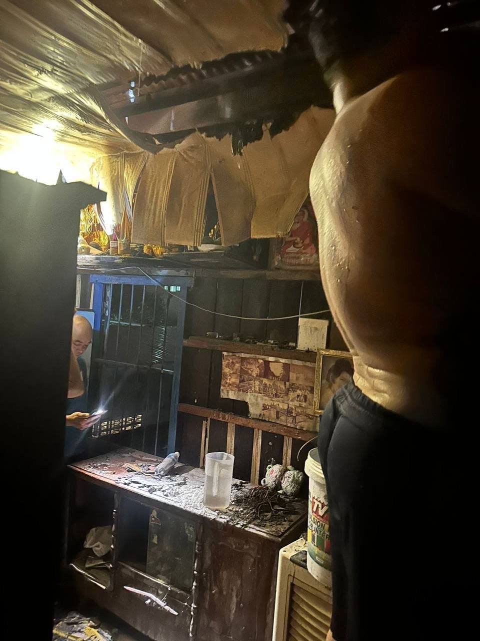 金边水净华区民宅发生火灾 消防及时扑灭无伤亡