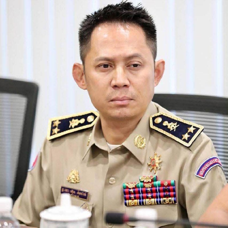 洪金杰将军呼吁贫困学生寻求教育帮扶
