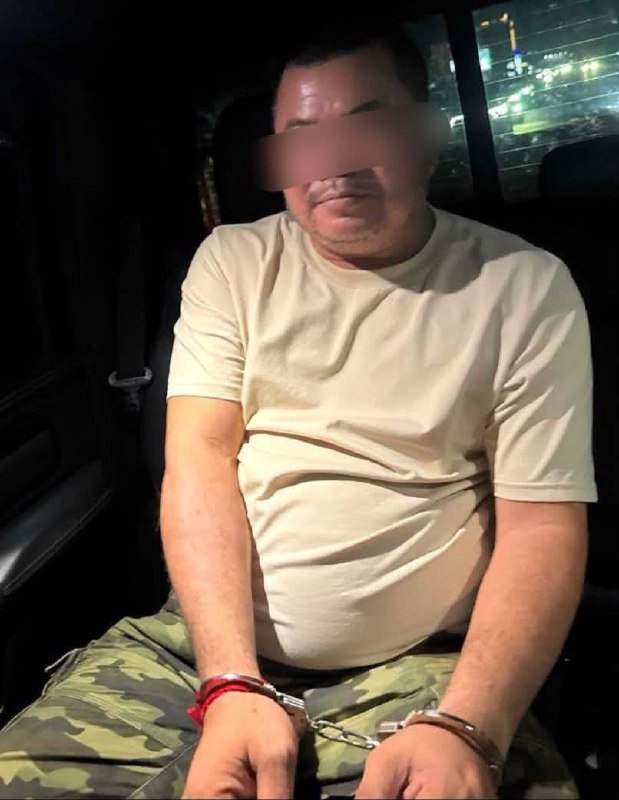 柴桢省一名警察因向一辆运送布料的车辆索贿9000美元,被执法