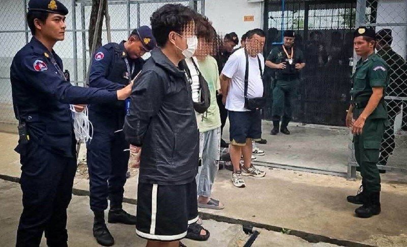 329名涉诈中国公民被柬埔寨遣返 严打非法移民