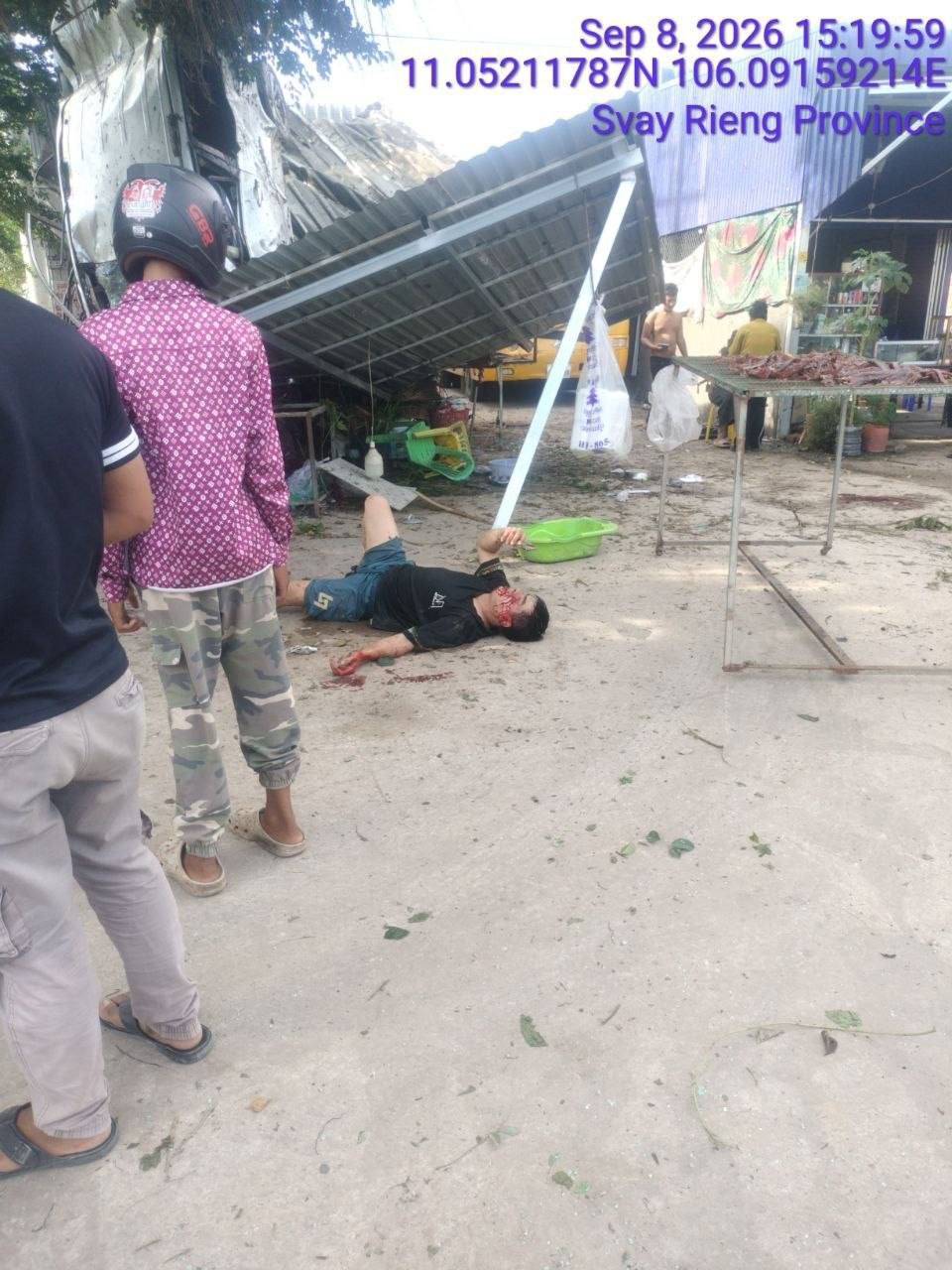 柴桢省巴域镇发生一起交通事故,一名中国籍男子驾车撞死行人后试