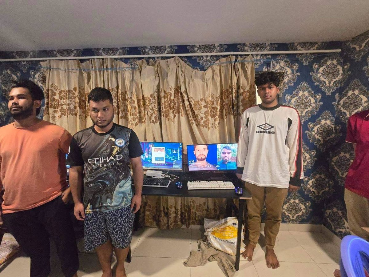 金边警方于9月8日突袭3处网络诈骗窝点,逮捕32名嫌疑人并查