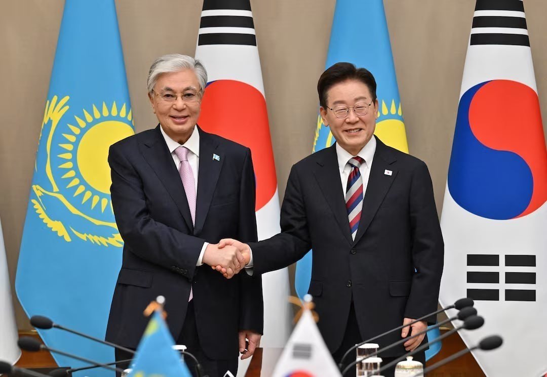 韩国哈萨克斯坦签署核能与矿产开发合作协议