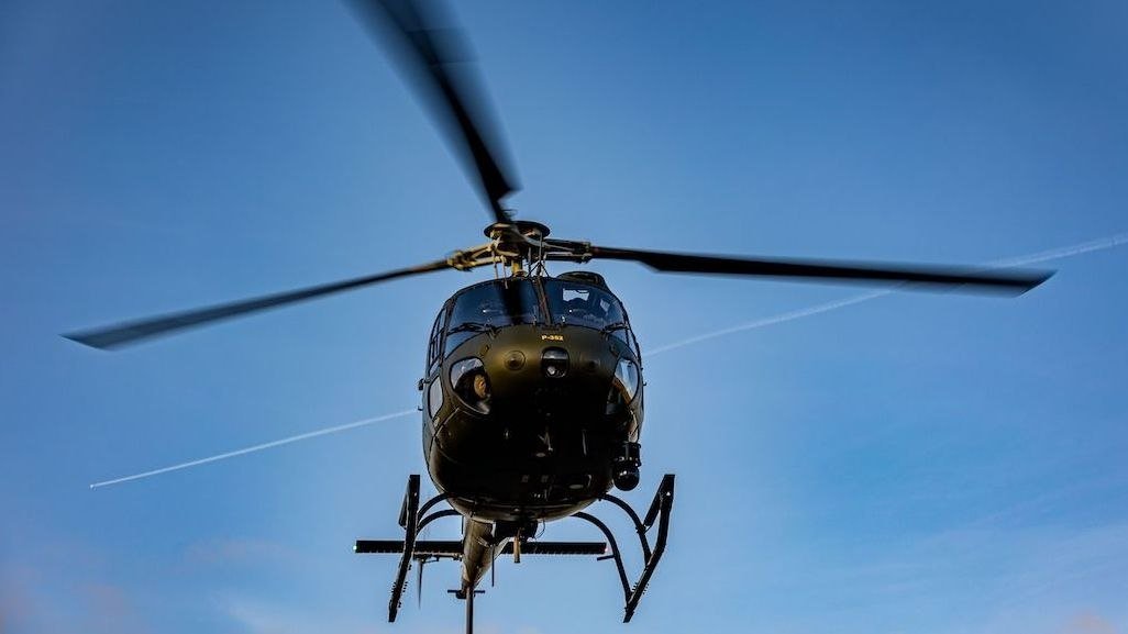 俄罗斯指控丹麦直升机危险飞行 靠近俄军舰