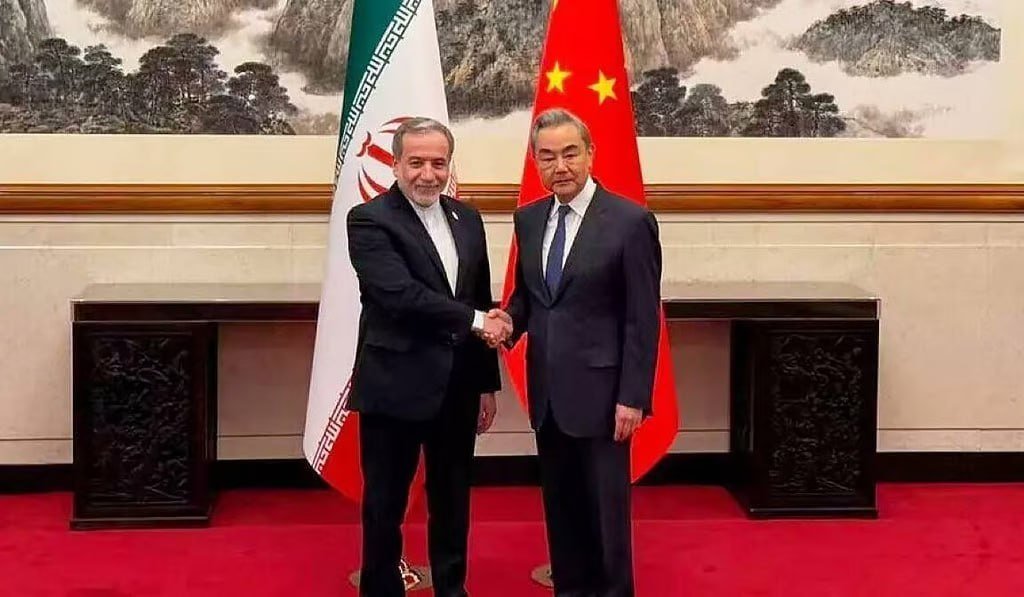 中国高级外交官敦促伊朗和美国保持克制,并寻求通过对话解决分歧