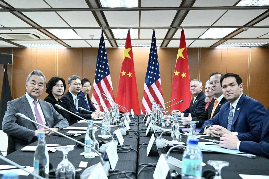 中国外长王毅与美国国务卿卢比奥通话,双方就加强高层沟通