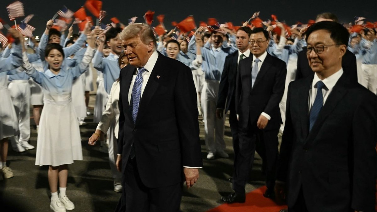 据美国官员透露,特朗普总统计划前往安德鲁斯联合基地,亲自迎接