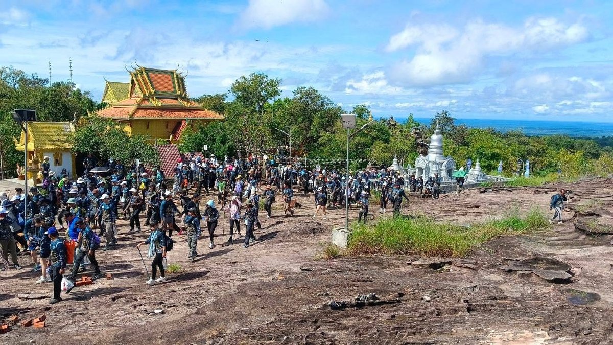 暹粒荔枝山举办吴哥起源徒步活动 600余人参与