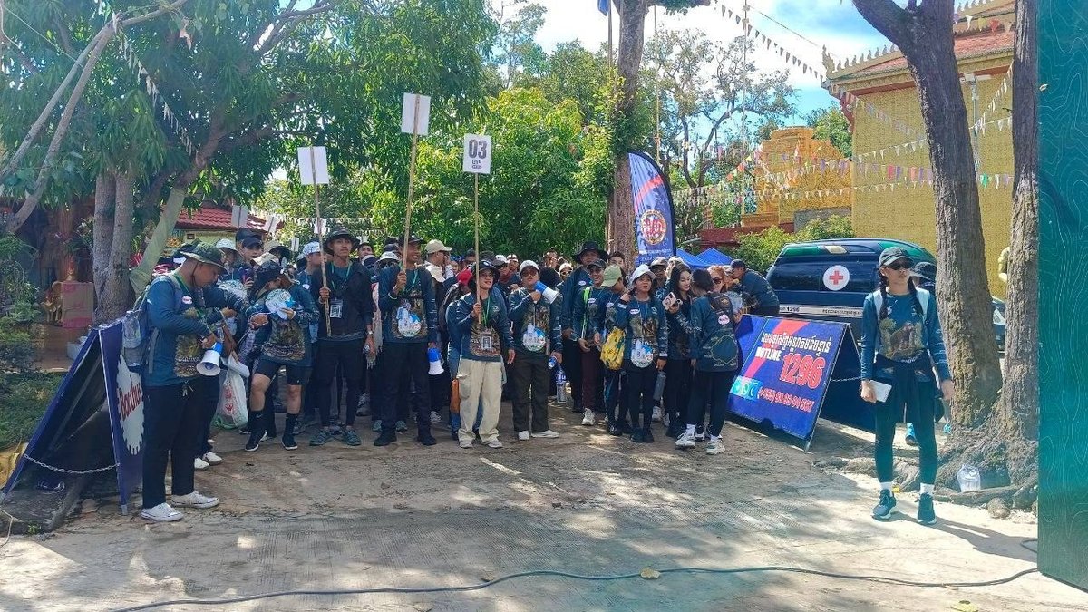暹粒荔枝山举办吴哥起源徒步活动 600余人参与