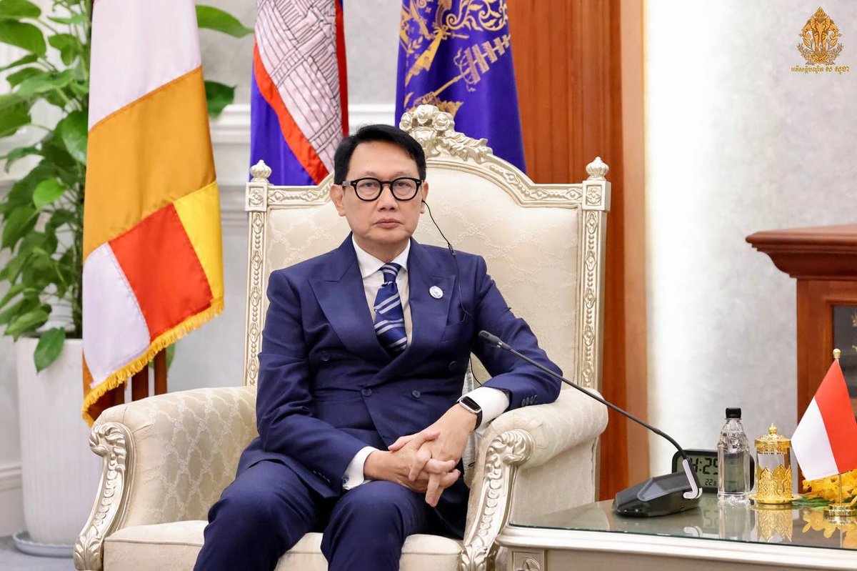 柬埔寨内政部接待印尼外交部副部长Arif Havas Oeg