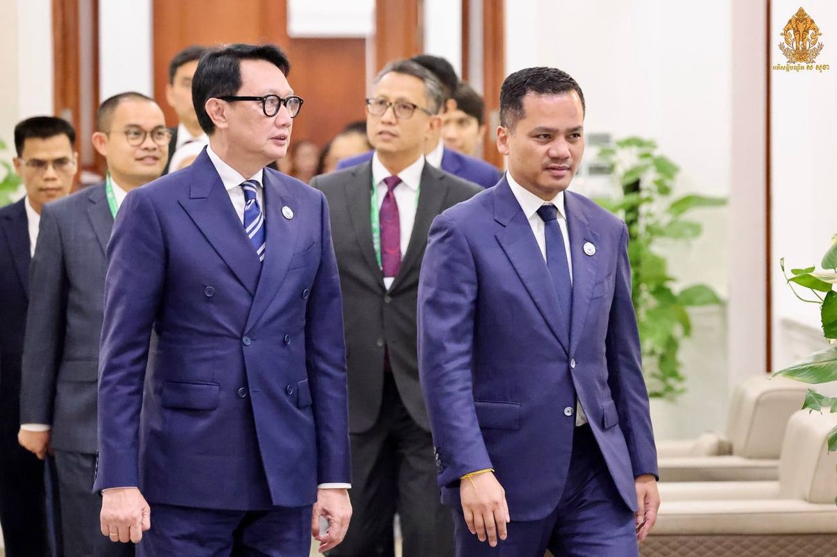 柬埔寨内政部接待印尼外交部副部长Arif Havas Oeg