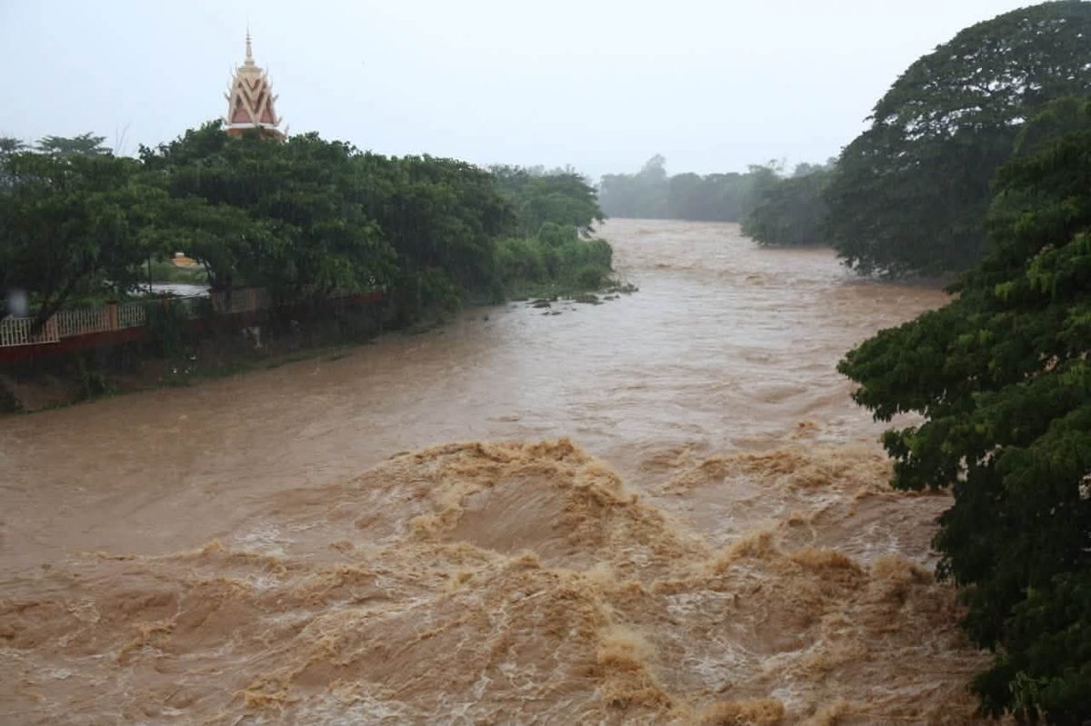 拜林省持续降雨引发洪涝 多个村庄发布紧急撤离预警