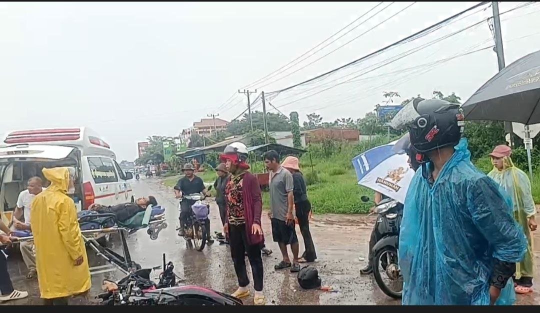 马德望发生摩托车相撞事故 一人重伤骨折