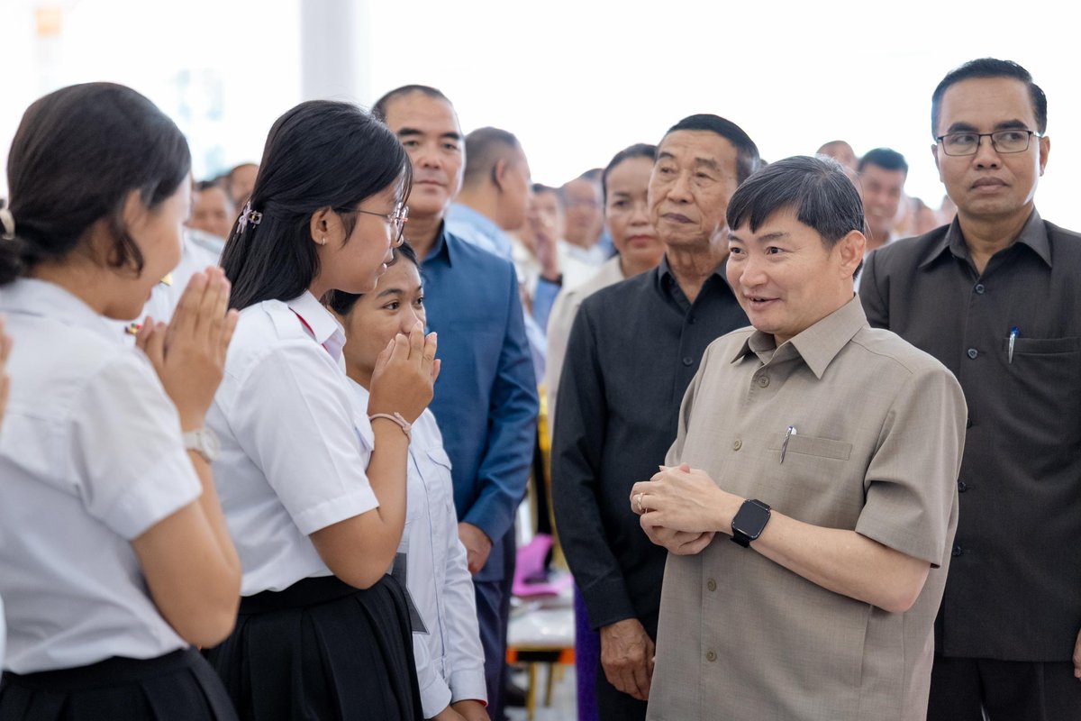 劳工部部长为磅湛省高中毕业生提供TVET奖学金
