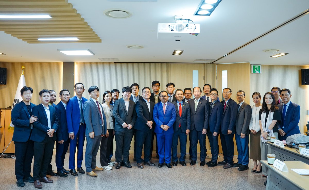 劳工部赴韩考察建筑安全 提升柬埔寨工地管理标准